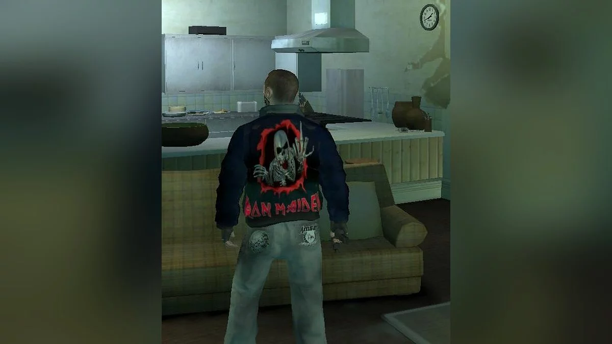 Спорткуртка iron maiden / GTA 4
