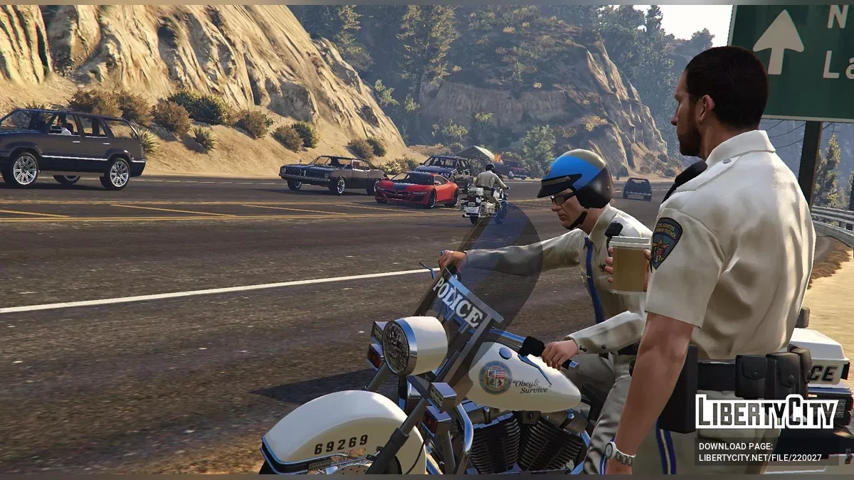 Реалистичный трафик и плотность пешеходов / GTA 5