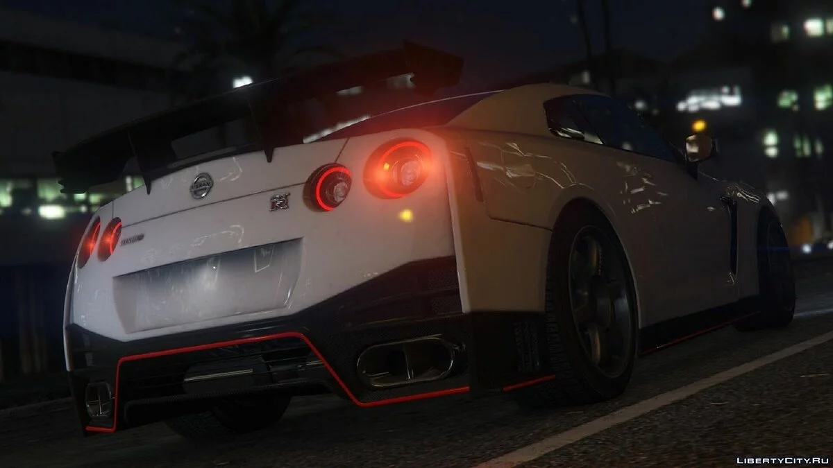 2015 Nissan GTR Nismo / GTA 5