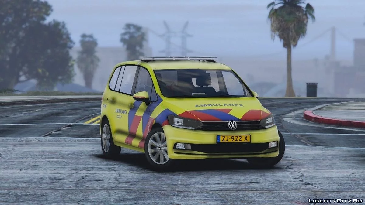 Volkswagen Touran 2016 Rapid Responder / Dutch Ambulance [ELS / REPLACE] 1.0 / GTA 5